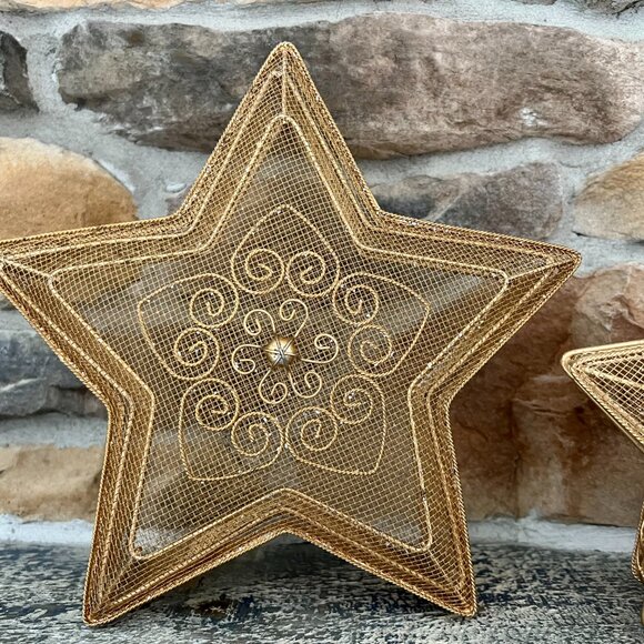FIRM!  Pier I Star Nesting Baskets (Set of 2) - Picture 1 of 9